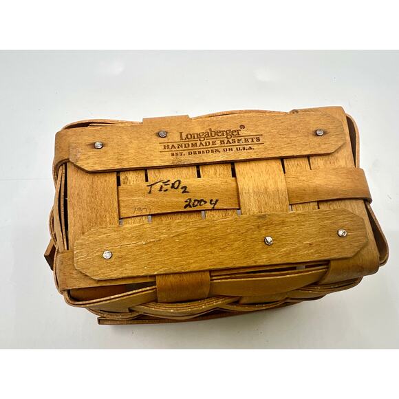 VINTAGE LONGABERGER SMALL RECTANGLE 5.5 X 4 X 3.25 BASKET W/HANDLE 2004 - Picture 2 of 3